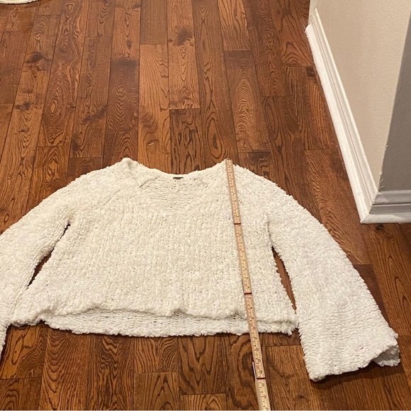 Free People Soft White V-Neck Sweater - Picture 5 of 6